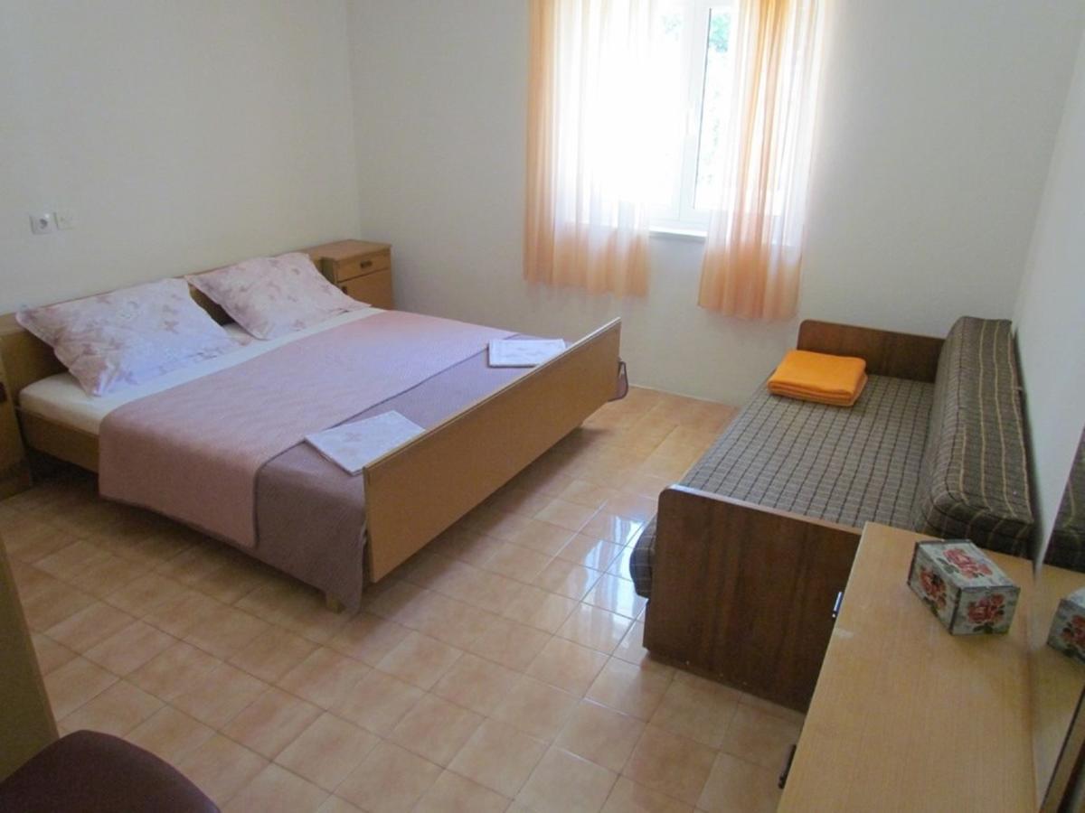 Apartma Pino Makarska