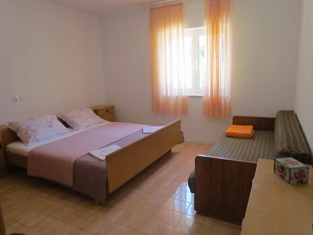 Apartma Pino Makarska