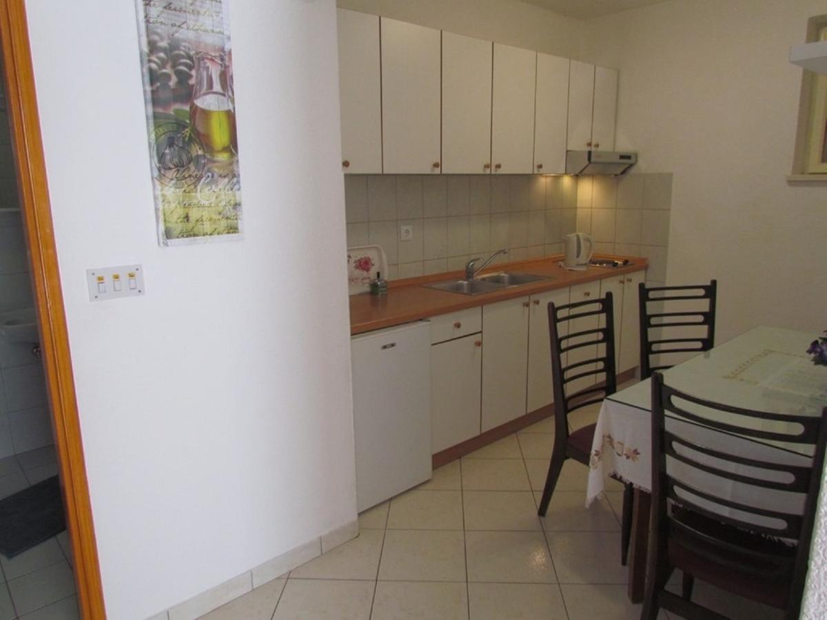 Apartma Pino Makarska